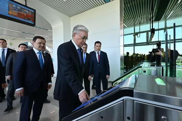 Токаев запустил работу Astana LRT Токаев запустил работу Astana LRT