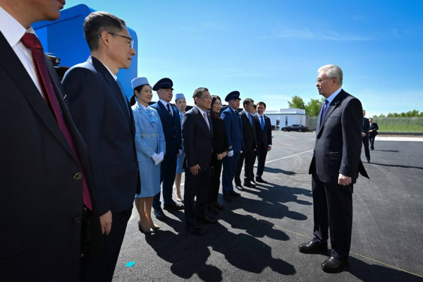 Токаев стал первым пассажиром Astana LRT