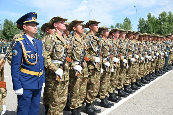 Тысячи новобранцев сделали первый шаг в армейской жизни