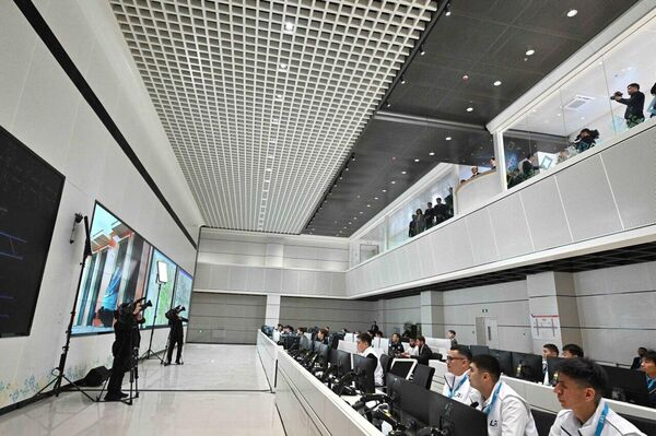 Токаев запустил работу Astana LRT 