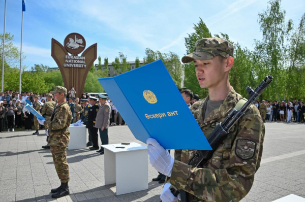 Масштабная присяга студентов прошла сразу в 80 вузах Казахстана