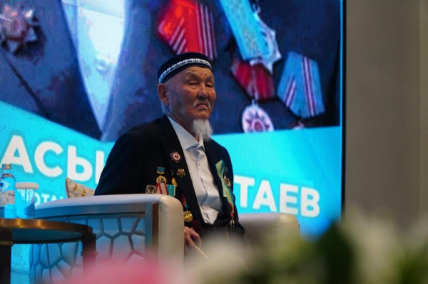 В Косшы чествовали ветерана ВОВ В Косшы чествовали ветерана ВОВ