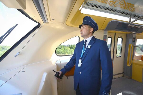 Токаев запустил работу Astana LRT 