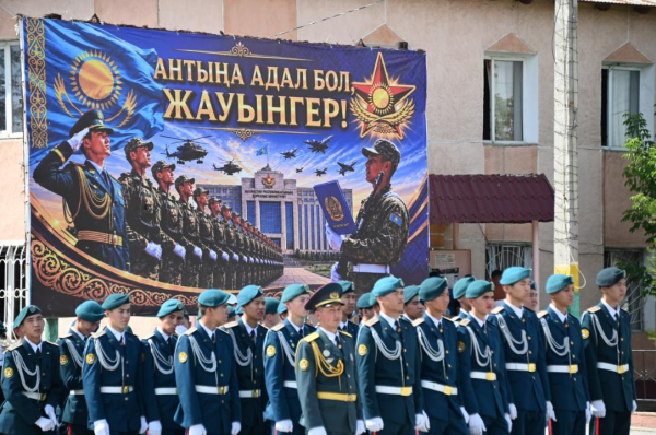 Тысячи новобранцев сделали первый шаг в армейской жизни