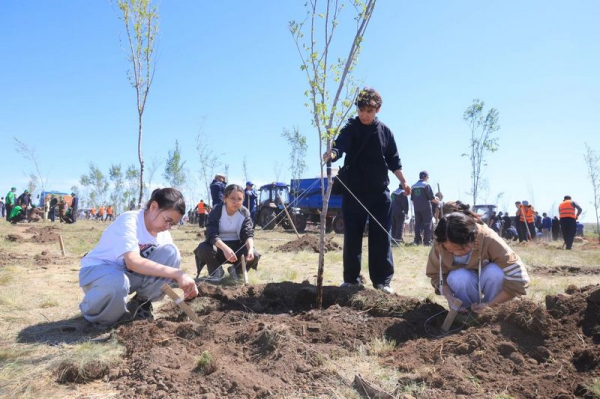 В Караганде стартовало создание одного из крупнейших городских экопарков