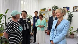 Вице-министр труда и социальной защиты населения Виктория Шегай посетила Акмолинскую область Вице-министр труда и социальной защиты населения Виктория Шегай посетила Акмолинскую область