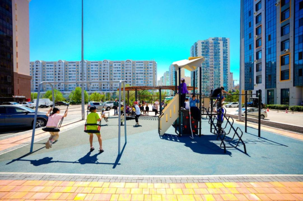 Новая точка притяжения: в столице благоустроили современный сквер Новая точка притяжения: в столице благоустроили современный сквер