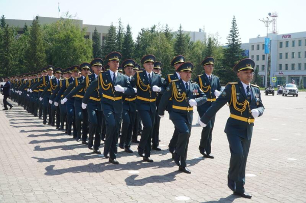 Дипломы вручили 94 выпускникам Академии гражданской защиты в Кокшетау Дипломы вручили 94 выпускникам Академии гражданской защиты в Кокшетау