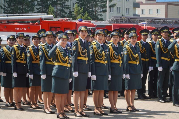 Дипломы вручили 94 выпускникам Академии гражданской защиты в Кокшетау Дипломы вручили 94 выпускникам Академии гражданской защиты в Кокшетау