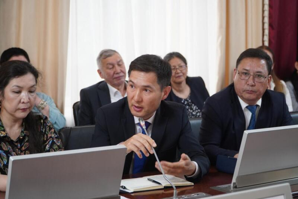 В Акмолинской области разработают проект развития мясного кластера В Акмолинской области разработают проект развития мясного кластера