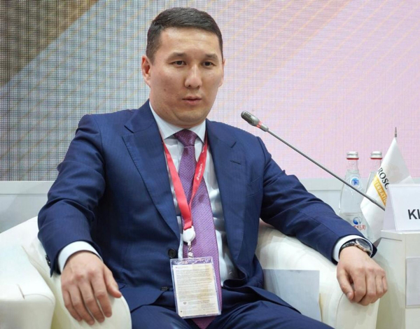 Казахстанско-российское сотрудничество в сфере ИИ обсудили на полях ПМЭФ