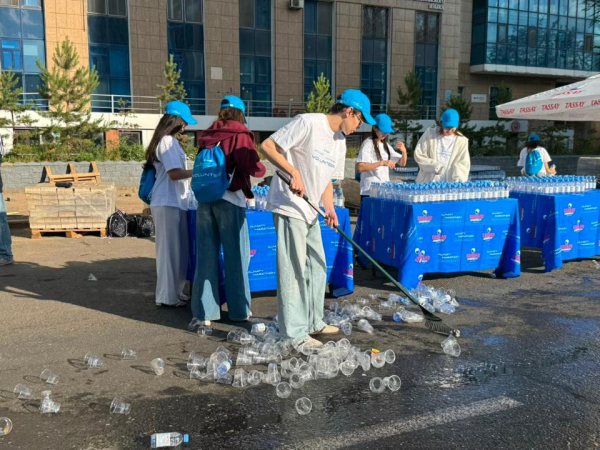 В Астане прошел плоггинг в поддержку акции «Таза Қазақстан» В Астане прошел плоггинг в поддержку акции «Таза Қазақстан»