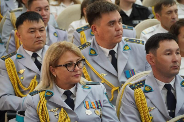 Во Дворце культуры «Кокшетау» чествовали полицейских Во Дворце культуры «Кокшетау» чествовали полицейских