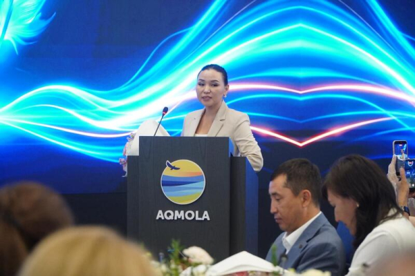 Ключи от квартир получили работники СМИ к профессиональному празднику