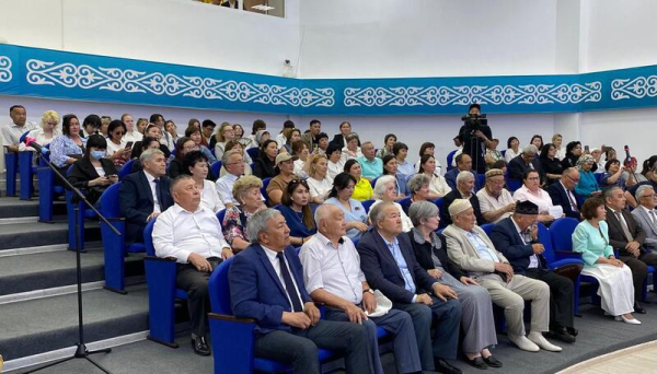 Вице-министр труда и социальной защиты населения Виктория Шегай посетила Акмолинскую область Вице-министр труда и социальной защиты населения Виктория Шегай посетила Акмолинскую область
