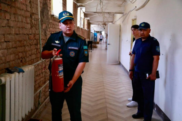 В Астане проверили хостелы на соблюдение правил пожарной безопасности В Астане проверили хостелы на соблюдение правил пожарной безопасности