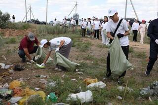 «Таза Қазақстан»: сотни волонтеров вышли на уборку пристоличных водоемов «Таза Қазақстан»: сотни волонтеров вышли на уборку пристоличных водоемов