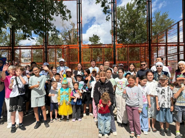 В День столицы в районе Сарыарка открыли два обновленных двора В День столицы в районе Сарыарка открыли два обновленных двора