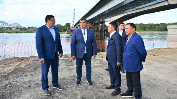 Новый ГОК, мост и вокзалы: как развивается область Абай
