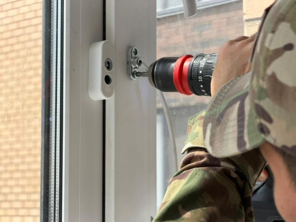 В Астане бесплатно установили 1 600 оконных блокираторов для защиты детей В Астане бесплатно установили 1 600 оконных блокираторов для защиты детей