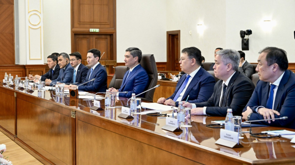 Сингапур подключился к Среднему коридору Казахстана
