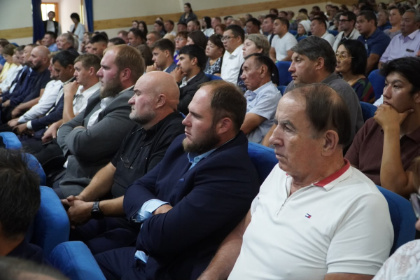 В Сандыктауском районе обсудили ключевые вопросы развития
