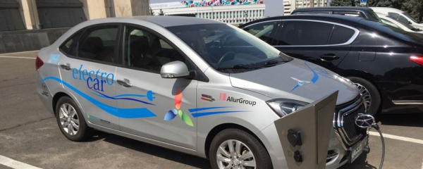 Первую в СНГ автономную солнечную зарядную станцию для электромобилей представили в Астане Первую в СНГ автономную солнечную зарядную станцию для электромобилей представили в Астане