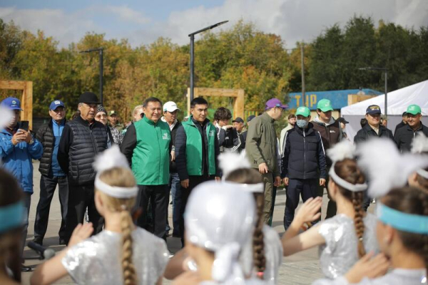 В Акмолинской области в рамках экоакции высажено 4,6 тысячи деревьев