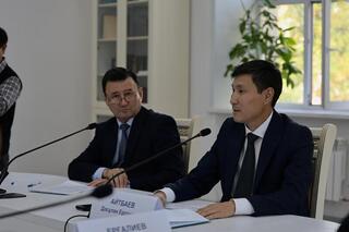 В Кокшетау презентовали книгу Главы государства &laquo;Әділетті қоғамға &ndash; шыншыл сөз&raquo;